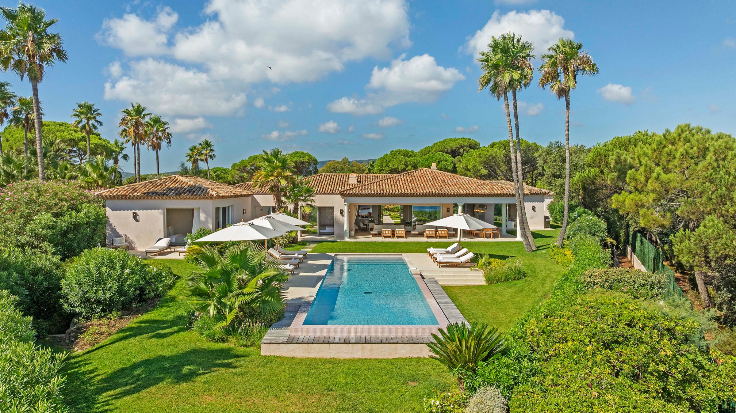 Contemporary villa presented in My Estate Folio